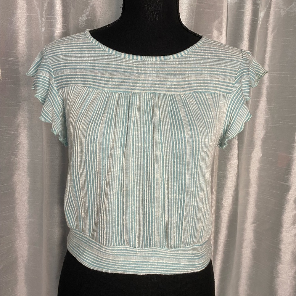 Caution to the wind Top